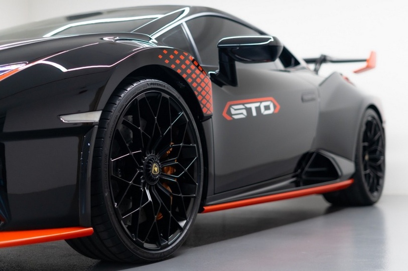 Lamborghini STO