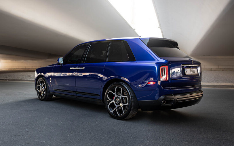 Rolls-Royce Cullinan Blue