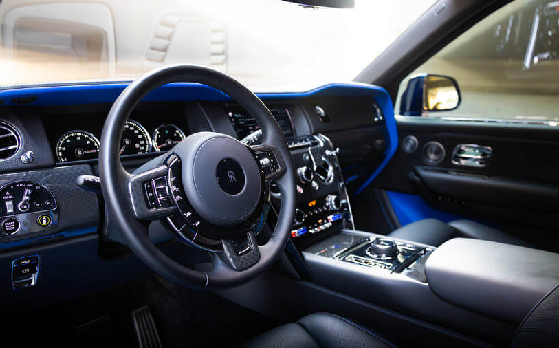 Rolls-Royce Cullinan Blue
