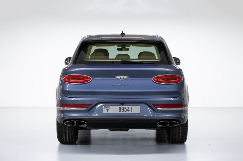 Bentley Bentayga blue