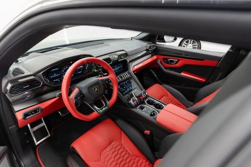 Lamborghini Urus Grey