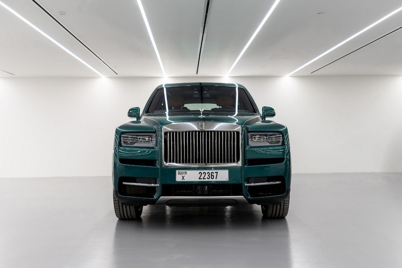 Rolls-Royce Cullinan - Imperial Jade color